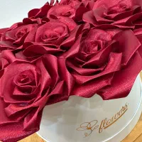 باکس گل 12شاخه زرشکی|گل مصنوعی|ایلام, |دیوار