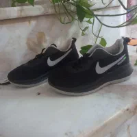 دوعدد کفش بچه گانه