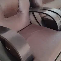 فروش مبل چرم ۴ تکه(سالم)|مبلمان خانگی و میز عسلی|صدرا-فارس, فاز ۱|دیوار