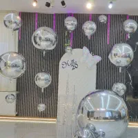 بادکنک آرایی مراسم تولد و جشنها با قیمت مناسب