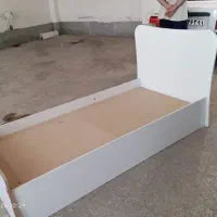 تخت تک نفره نوجوان