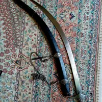 شمشیرقجری باقدمت حدود۳۰۰ ساله