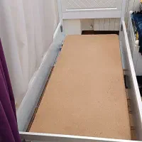 تخت تک نفره