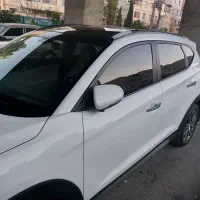 توسان ۲۰۱۷ تمام فابریک خانگی|خودرو سواری و وانت|شیراز, طلاب|دیوار