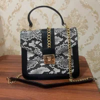 کیف پوست ماری در حد نو