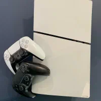 PS5  دسته مشکی/به وقت بازی با