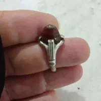 انگشتر اصلی