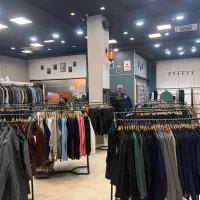 فروشنده خانم