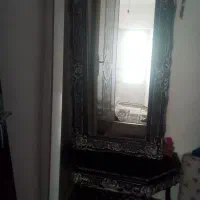 ایینه وکنسول