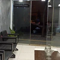 تجاری درجزین