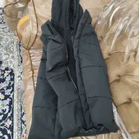 جلیقه پافر کلاه دار دوزیپه ضدآب مشکی کاملا نو|لباس|تهران, سبلان (لشگر)|دیوار