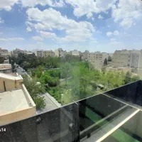 ۱۸۶ متر همکف حیاطدار لوکس/قلب فضای سبز