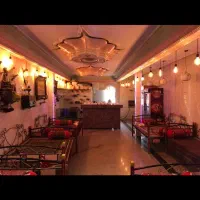 مغازه ۷۰ متری با بالکن و زیرزمین