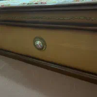 سرویس کامل خواب همراه تشک خیلی تمیز|تخت و سرویس خواب|شاهین‌شهر, فدک|دیوار