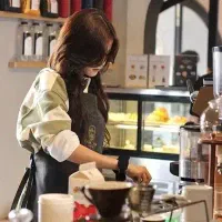 نیروی کار خانم ساعت کاری کم حقوق مناسب