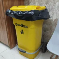 سطل زباله ۲۴۰ لیتری گودبین