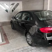 جک J4، مدل ۱۴۰۲