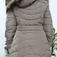 ۲تا پالتو|لباس|تربت جام, شاهد|دیوار