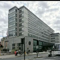 منزل طبقه سوم دو خوابه