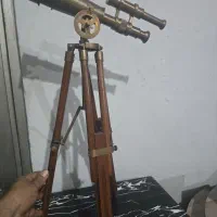 دوربین برنزی قدیمی با پایه چوبی با تنظیم دو ارتفاع|کلکسیون اشیاء عتیقه|رشت, بلوار گیلان|دیوار