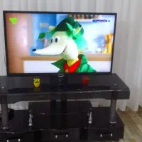 تلویزیون ۴۲هایسنس خیلی تمیز