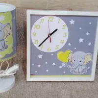 ساعت و چراغ خواب