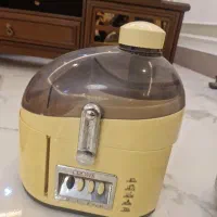 اب میوه گیر