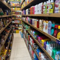 همکار سوپرمارکت نیمه وقت