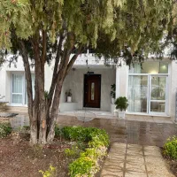 آگهی استخدام نیروی خدمات خانوم دریک مزون عروس لوکس