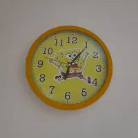 ساعت باب اسفنجی