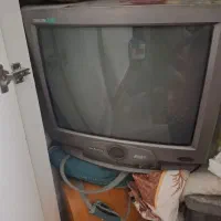 جارو برقی وتلوزیون