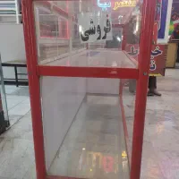 ویترین شیشه ای|بوفه، ویترین، کنسول|اندیشه, اندیشه فاز ۳|دیوار