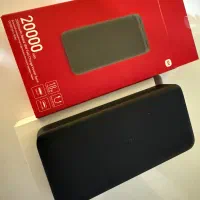 پاوربانک شیامی سفید و‌مشکی