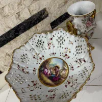 گلدون و جامیوه ای بزرگ نونونو