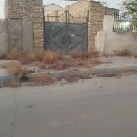 ۱۴۰ متر زمین چهار دیواری