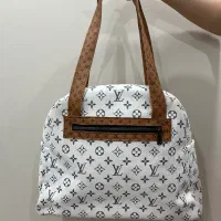 کیف شیک|کیف، کفش، کمربند|رشت, دیلمان|دیوار