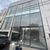 فرشته ۴۶۰ متر تجاری بر اصلی ساختمان مارک دار