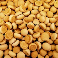 حاجی بادام ( ریز )  ۱۲۰/۰۰۰ بیسکویت خوشمزه