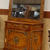 میز تی وی و آینه‌کنسول
