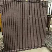 دو عدد پرده همراه با متعلقات