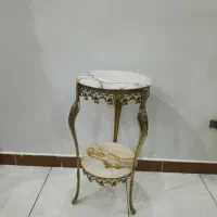 میز پایه دار،برنز|بوفه، ویترین، کنسول|اندیشه, اندیشه فاز ۵|دیوار