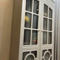 ویترین کمد لباس و‌کمد اسباب بازی (به همراه شلف )
