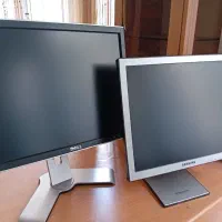 مانیتور 17 LCD دل و سامسونگ پایه متحرک صفحه چرخشی|قطعات و لوازم جانبی رایانه|تهران, نیروی هوایی (پیروزی)|دیوار