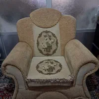 مبل ۷نفره محکم و سالم