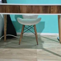 میز و صندلی