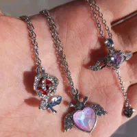 گردنبند های فانتزی و سوارسکی