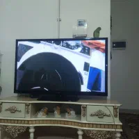 میز کامپیوتر‌ میز تلویزیون‌