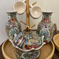 شکلات خوری گل مرغی