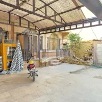خانه-ویلایی-ماشین-رو-خیابان-رجایی