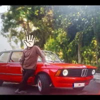 بی ام و ۳۲۰ کلاسیک